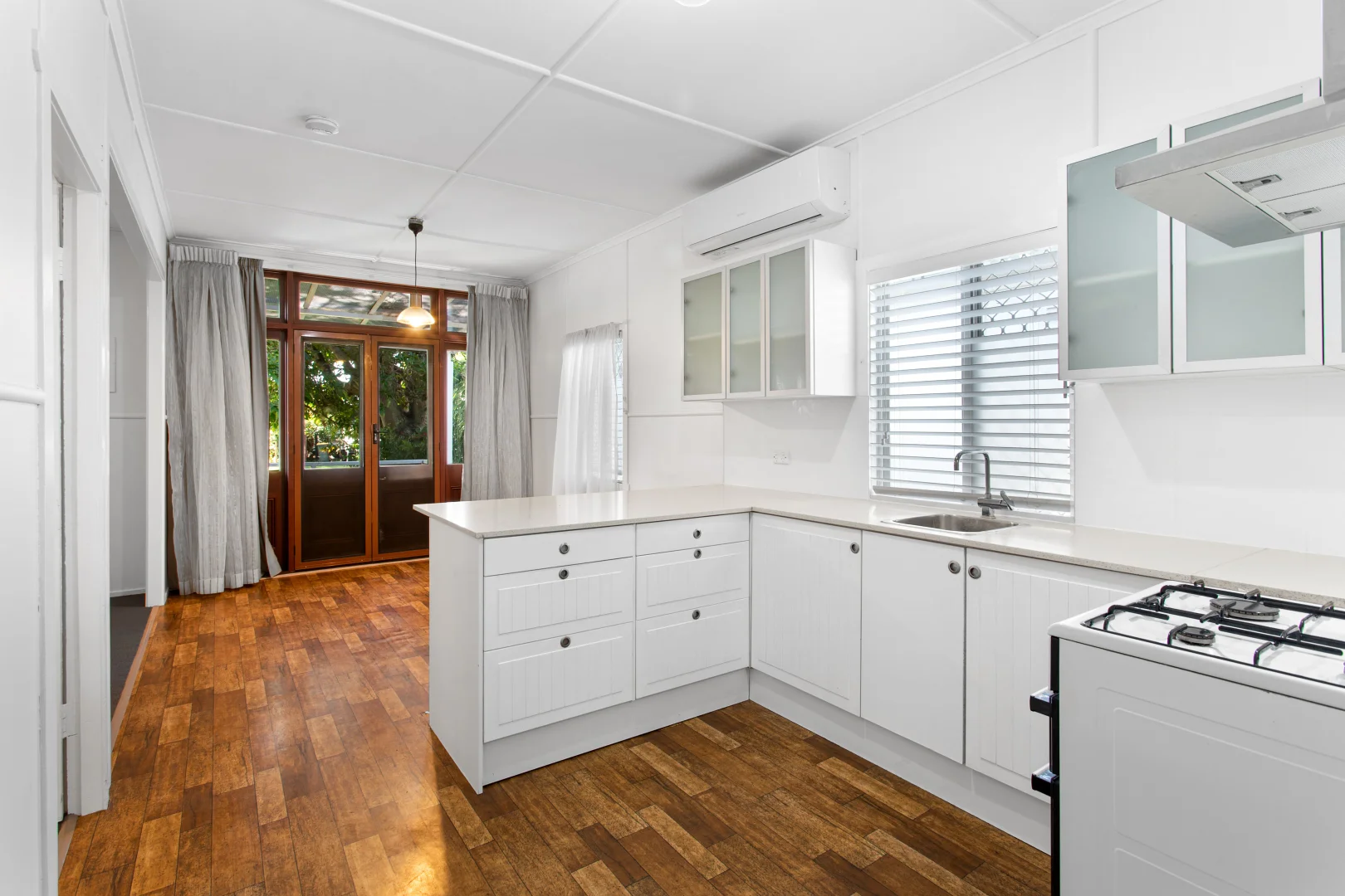 Additional image 2 of 10 Inglis Street, Woody Point QLD 4019