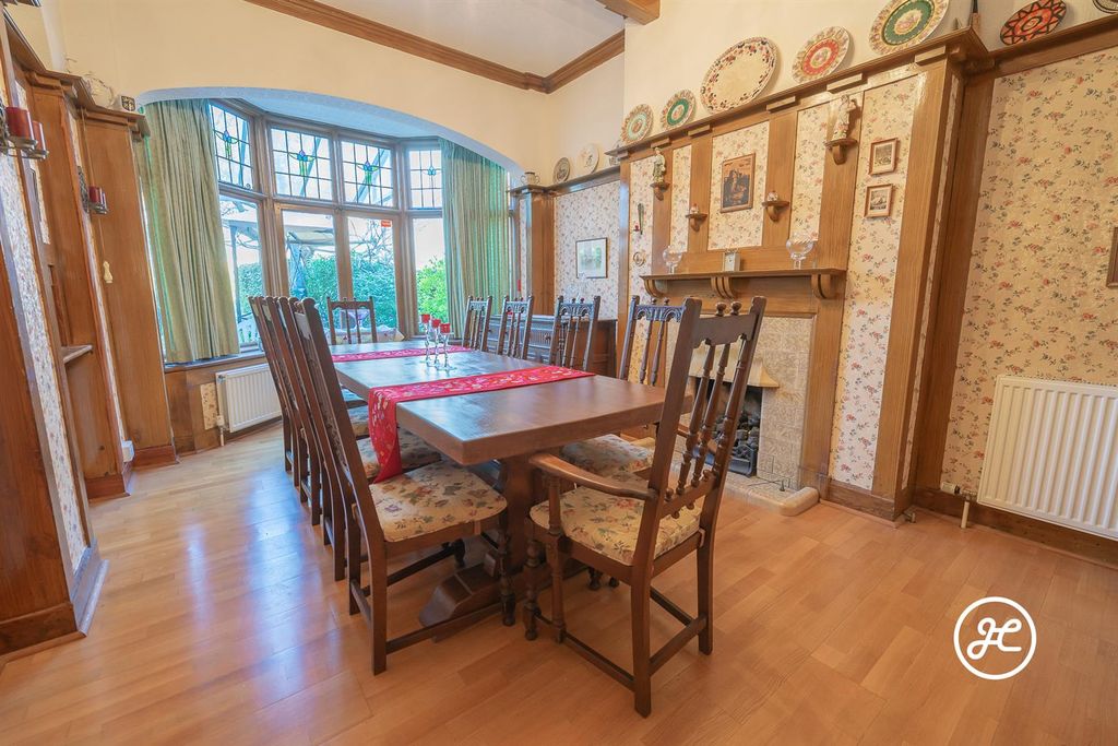 Additional image 9 of 5 bed detached house for saleDurleigh Road, Bridgwater TA6