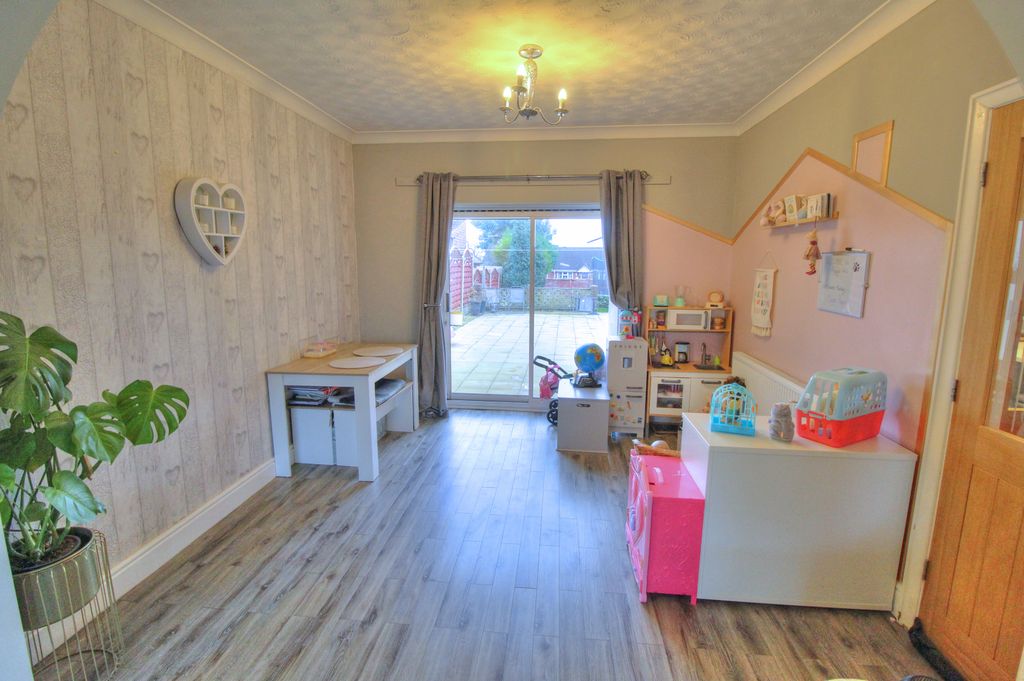 Additional image 6 of 3 bed detached house for saleAmblecote Road, Brierley Hill DY5