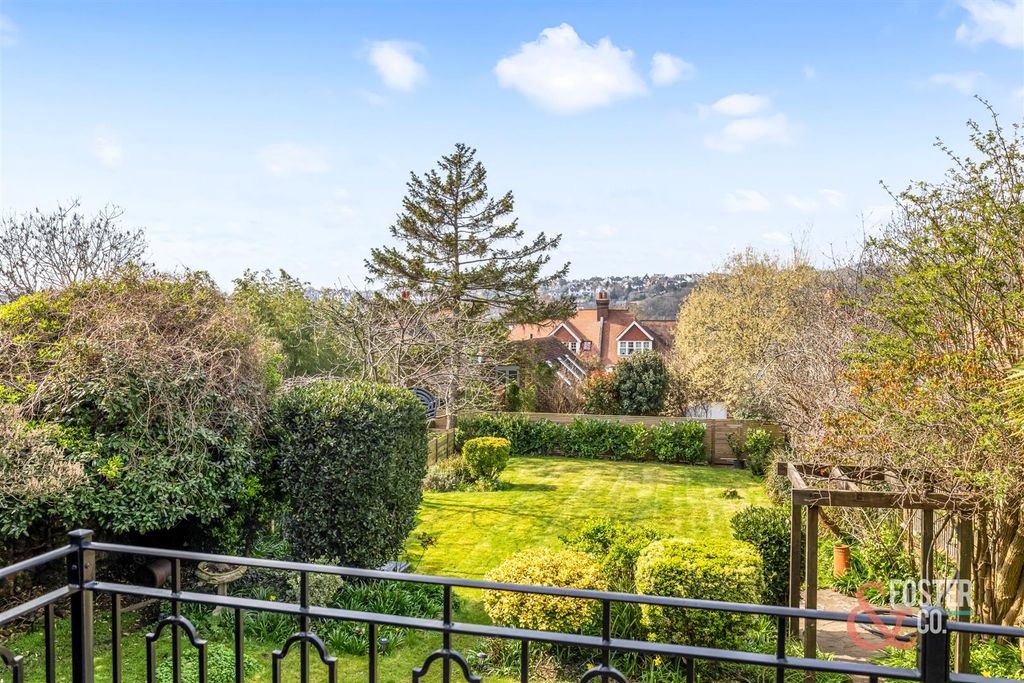 Additional image 3 of 6 bed detached house for saleSurrenden Road, Brighton BN1