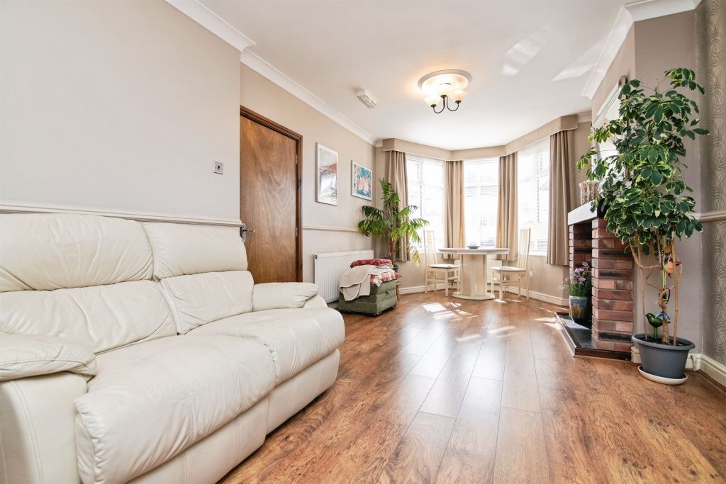 Additional image 3 of 3 bed semi-detached house for saleHigh Street, Pensnett, Brierley Hill DY5