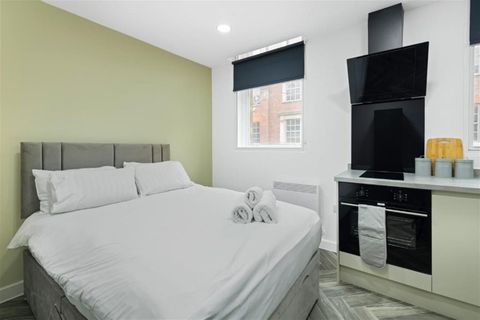 Bridlesmith Gate NG1, Studio to rent