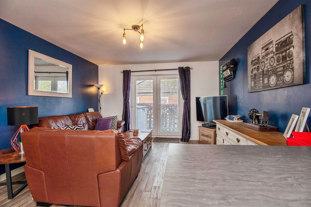 Additional image 4 of 2 bed flat for saleHill View Road, Malvern WR14