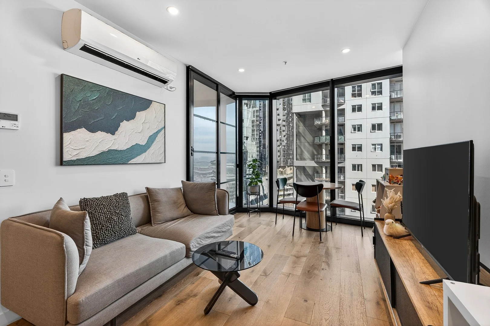 1207/301 King Street, Melbourne VIC 3000