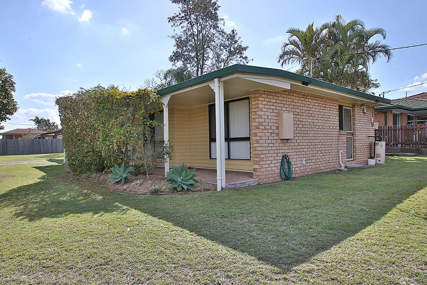 1 Straight Dr, Browns Plains QLD 4118