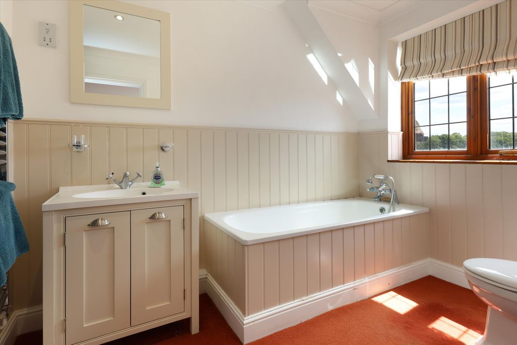 Additional image 15 of 5 bed farmhouse for saleBottle Lane, Warfield, Bracknell, Berkshire RG42