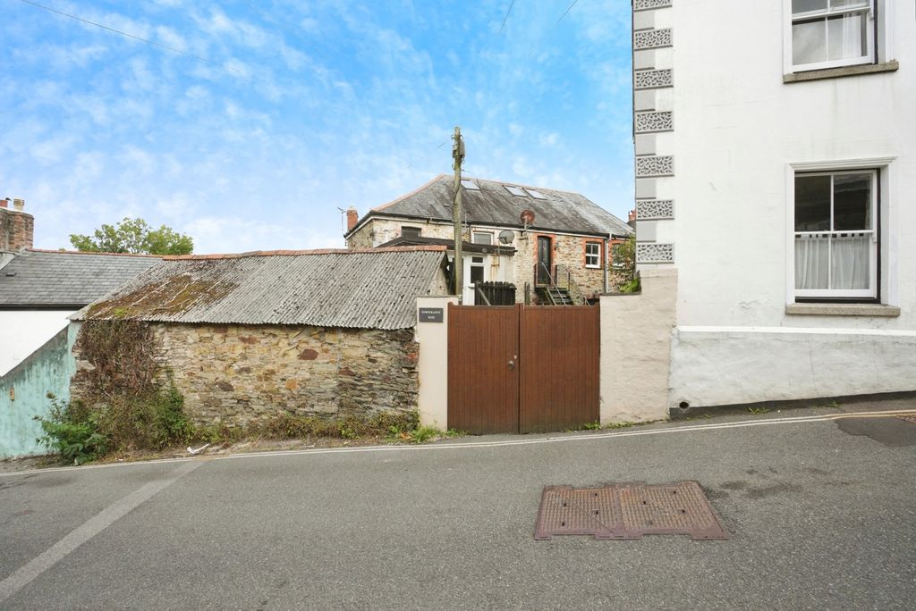 Additional image 14 of 1 bed flat for saleCrinnicks Hill, Bodmin, Cornwall PL31