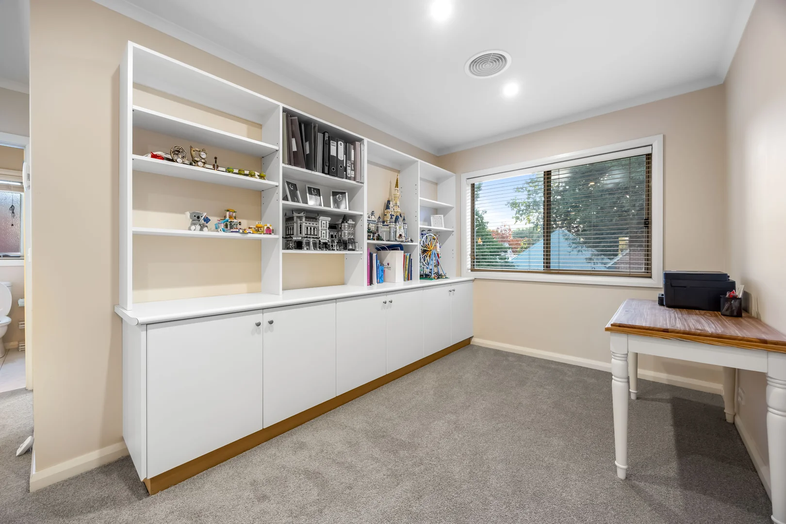 Additional image 25 of 7 St Glens Way, Lake Gardens VIC 3355