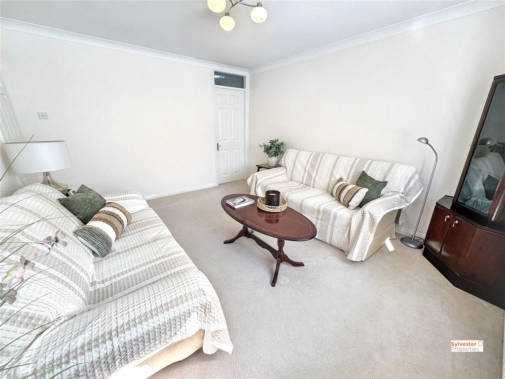 2 bed flat for saleCroft Court, Lanchester DH7 photo 4