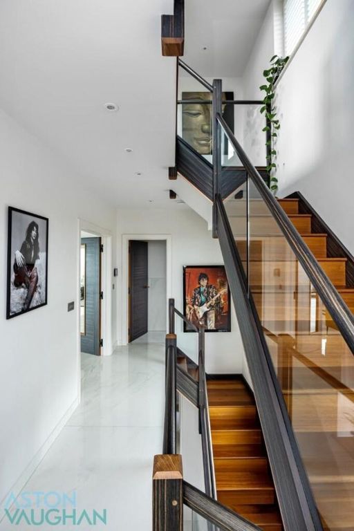 Additional image 16 of 6 bed detached house for saleRoedean Road, Brighton BN2