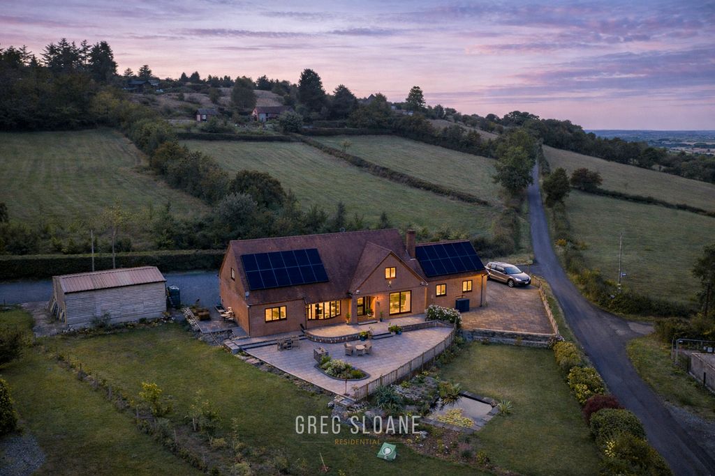 5 bed detached house for saleLong Hope, Gravels Bank, Shropshire SY5