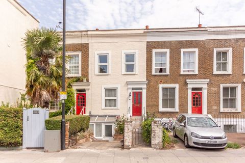 Askew Road, Ravenscourt Park, London W12