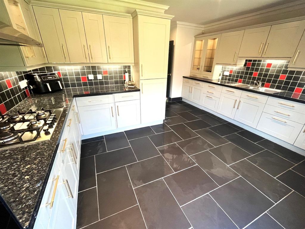 Additional image 19 of 5 bed detached house for saleBell Barn Road, Bristol BS9
