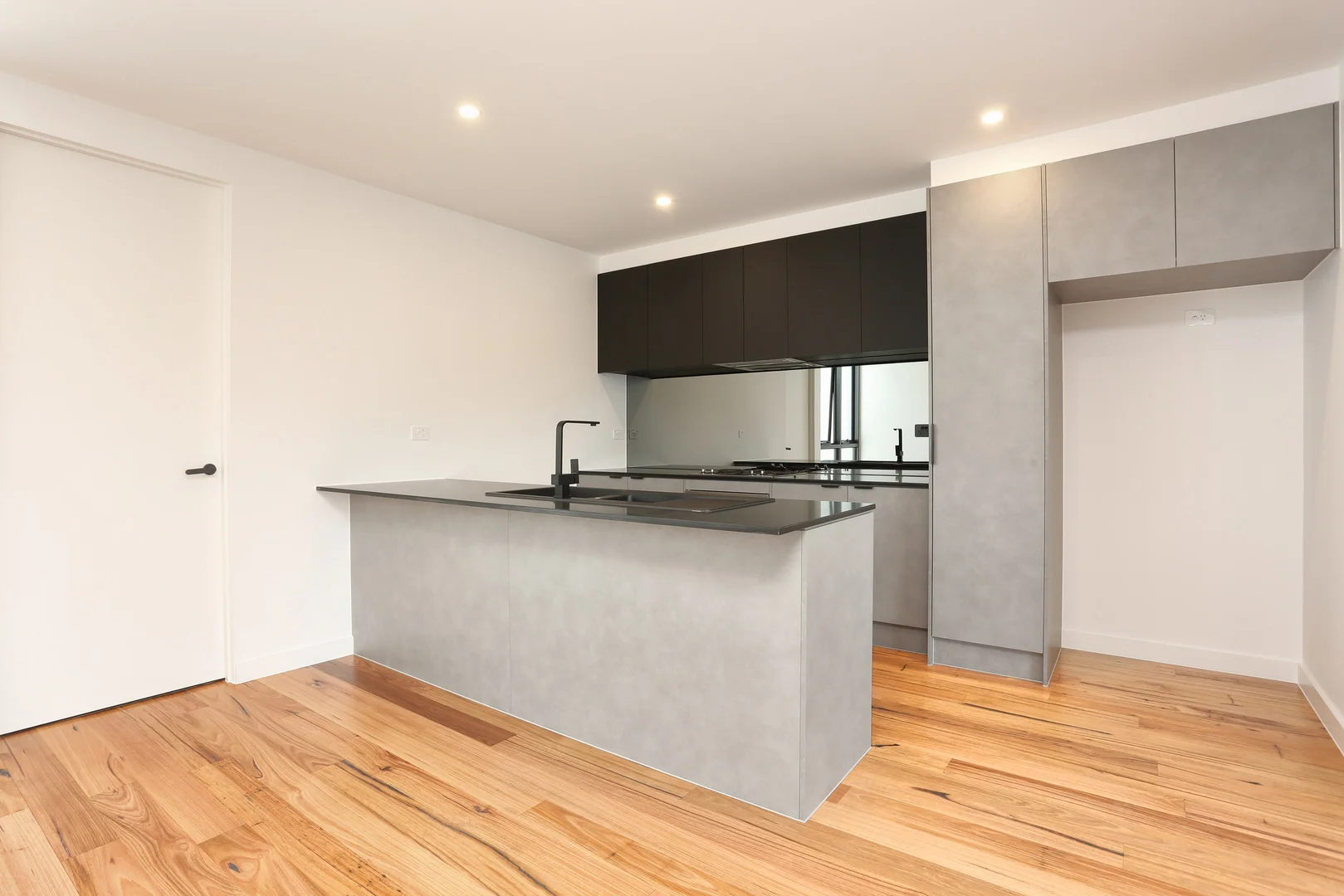 Additional image 2 of 2/312 Pascoe Vale Road, Essendon VIC 3040