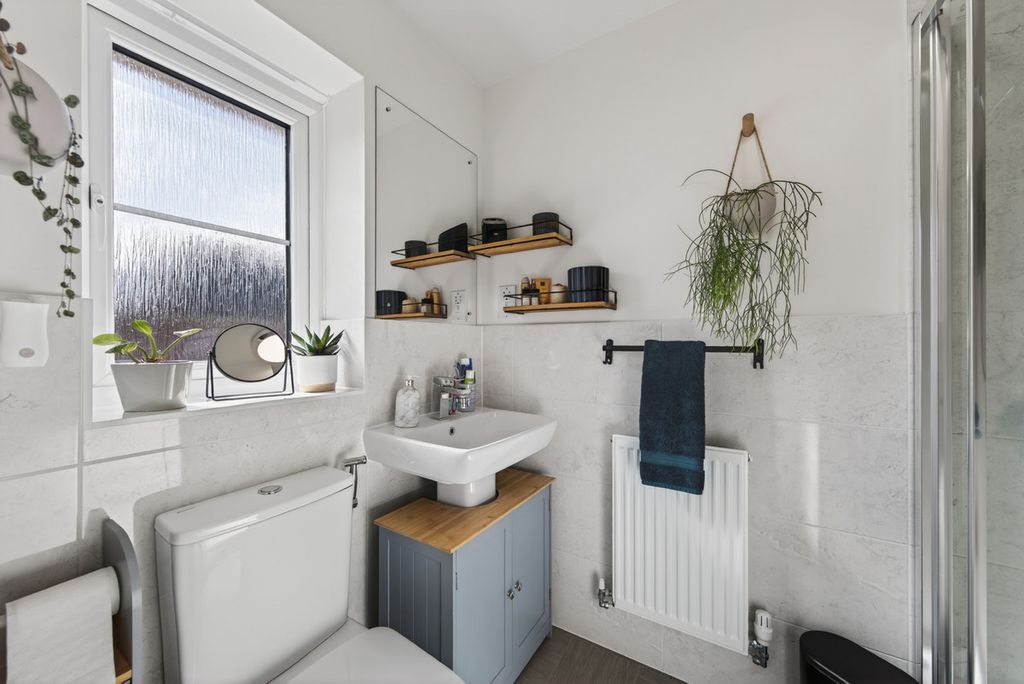 Additional image 14 of 3 bed semi-detached house for saleEmerald Close, Rugby CV22