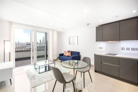 St George's Circus, Elephant And Castle, London SE1, Studio to rent