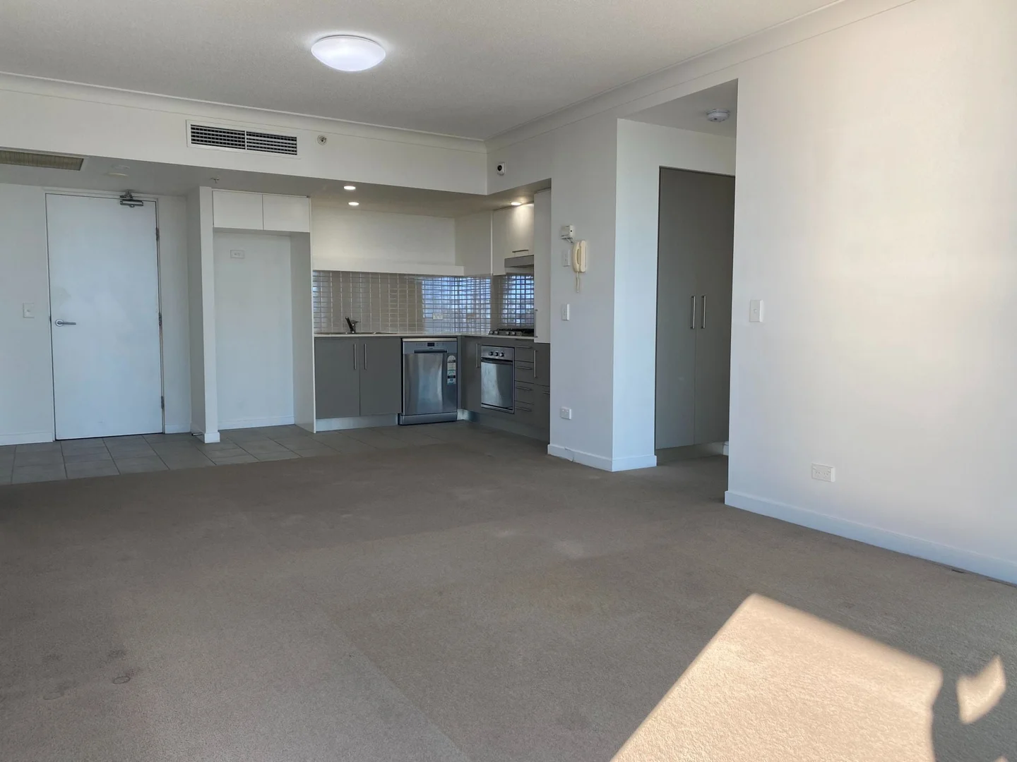 Additional image 2 of 1263/56 Scarborough St, Southport QLD 4215
