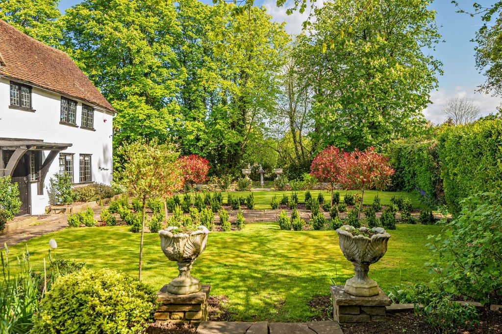 Additional image 23 of 6 bed detached house for saleWinkfield Street, Maidens Green, Windsor, Berkshire SL4