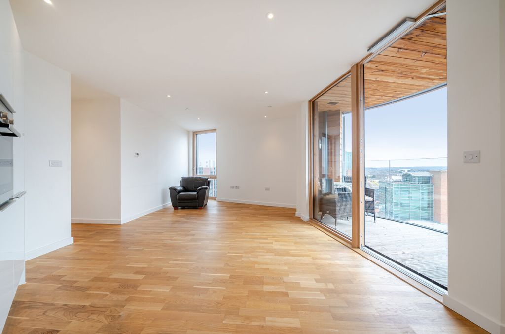 Additional image 4 of 2 bed flat for saleSt. Marks Square, Bromley BR2