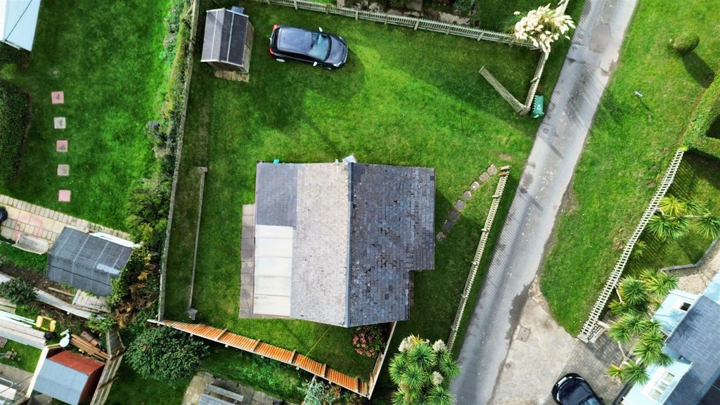 Additional image 3 of 3 bed chalet for saleLeadengate Close, Croyde, Braunton EX33