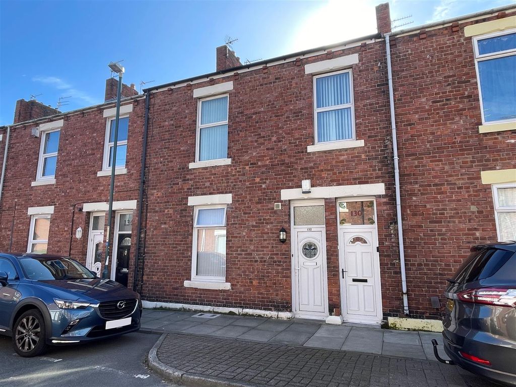 2 bed flat for saleVine Street, South Shields NE33