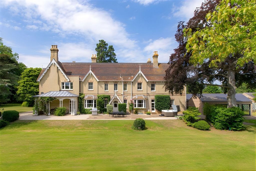 7 bed detached house for saleRobins Lane, Cambridge CB23