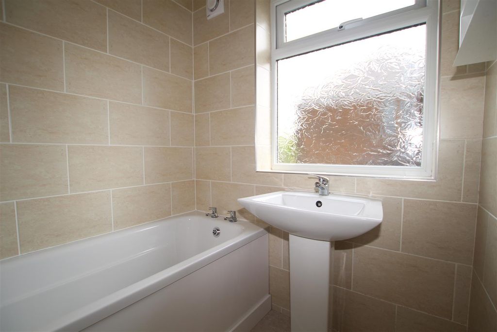 Additional image 12 of 2 bed flat for saleBolton Road, Eccleshill, Bradford BD2