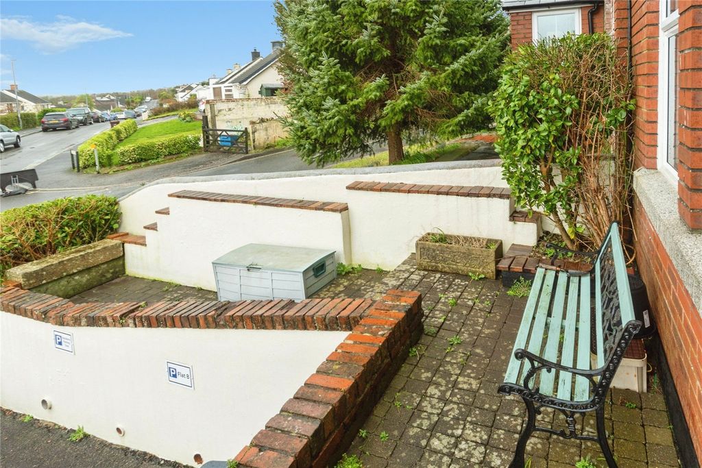 Additional image 3 of 1 bed flat for saleBeacon Road, Bodmin, Cornwall PL31