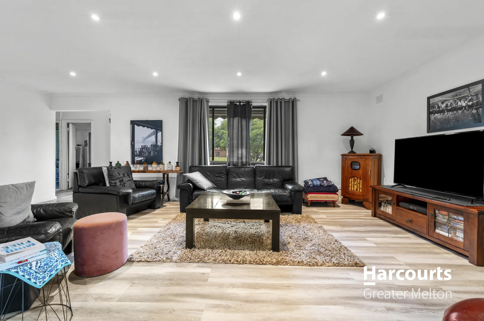 81 Centenary Avenue, Melton VIC 3337 photo 3