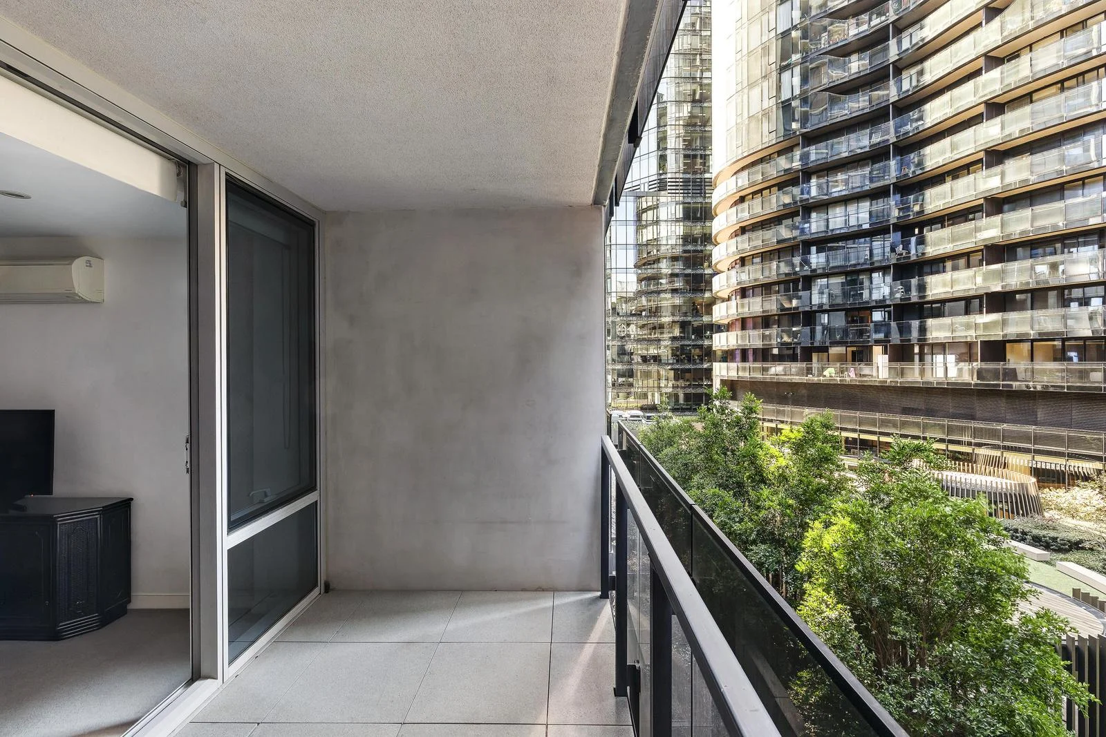 Additional image 8 of 402/227 Toorak Road West, South Yarra VIC 3141