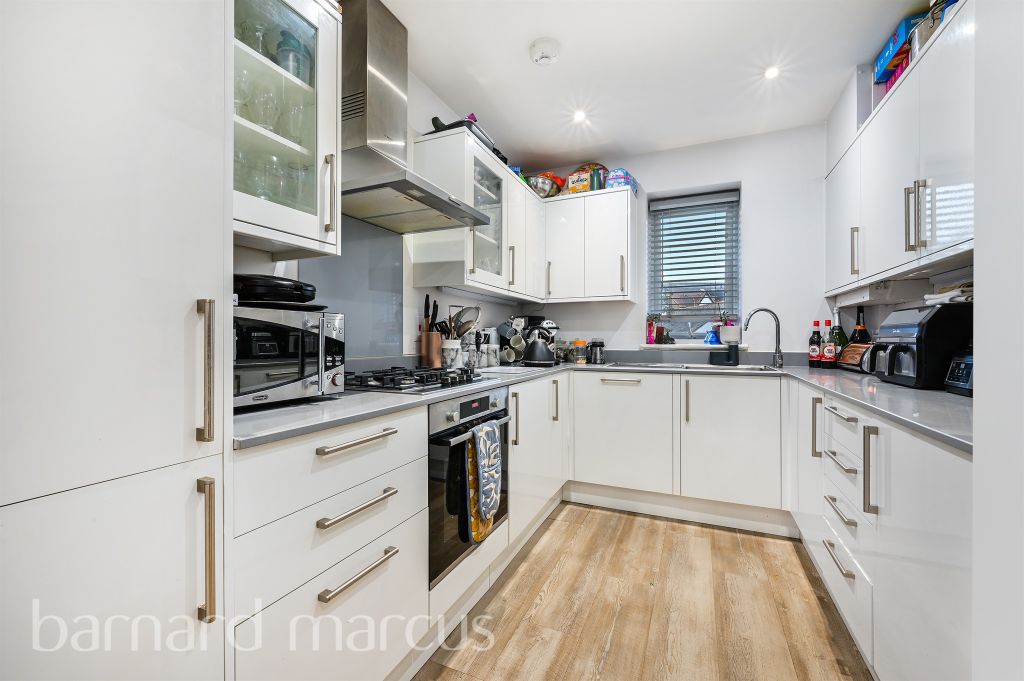 Additional image 5 of 2 bed flat for saleHenderson Road, Croydon CR0