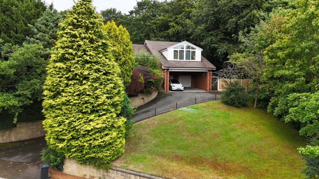 Additional image 50 of 5 bed detached house for sale23 The Glen – Glendower House BL1