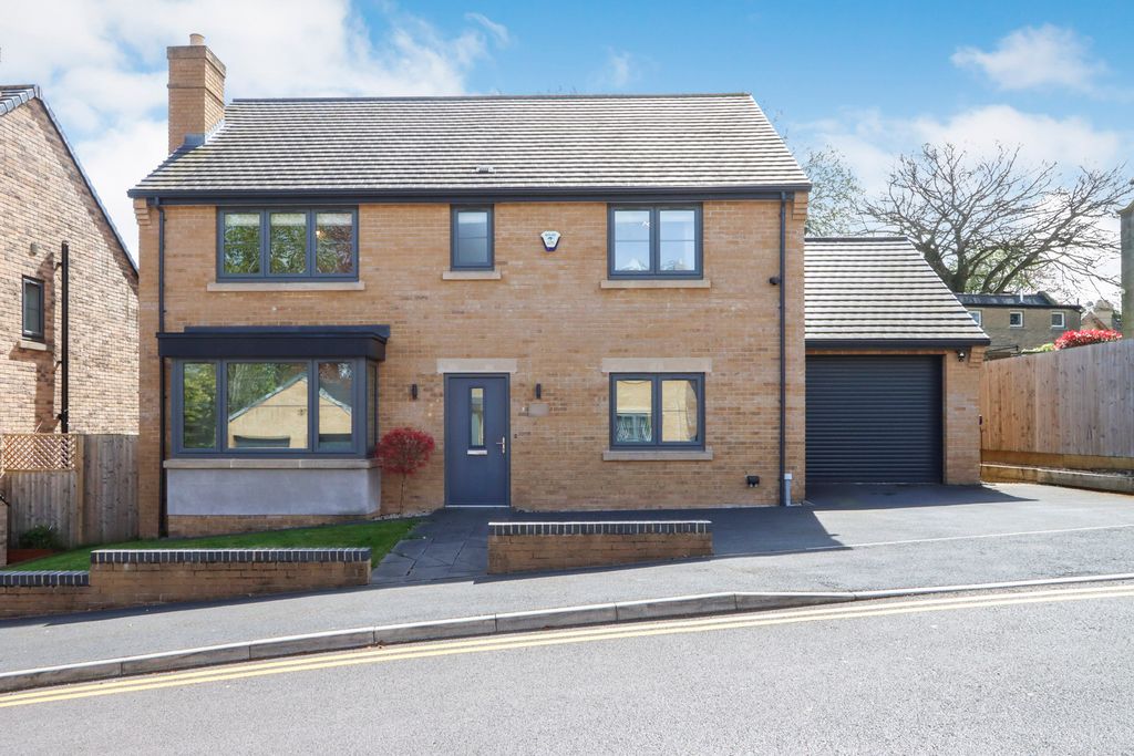 4 bed detached house for saleHeather Close, Rotherham S60