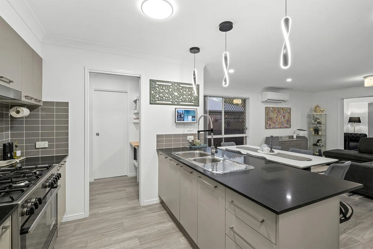 Additional image 3 of 100 Mount Huntley Street, Park Ridge QLD 4125