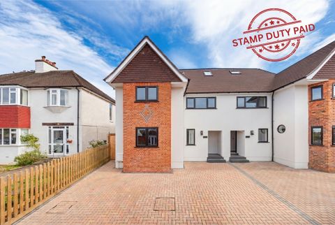Kendall Avenue South, Sanderstead CR2, New home