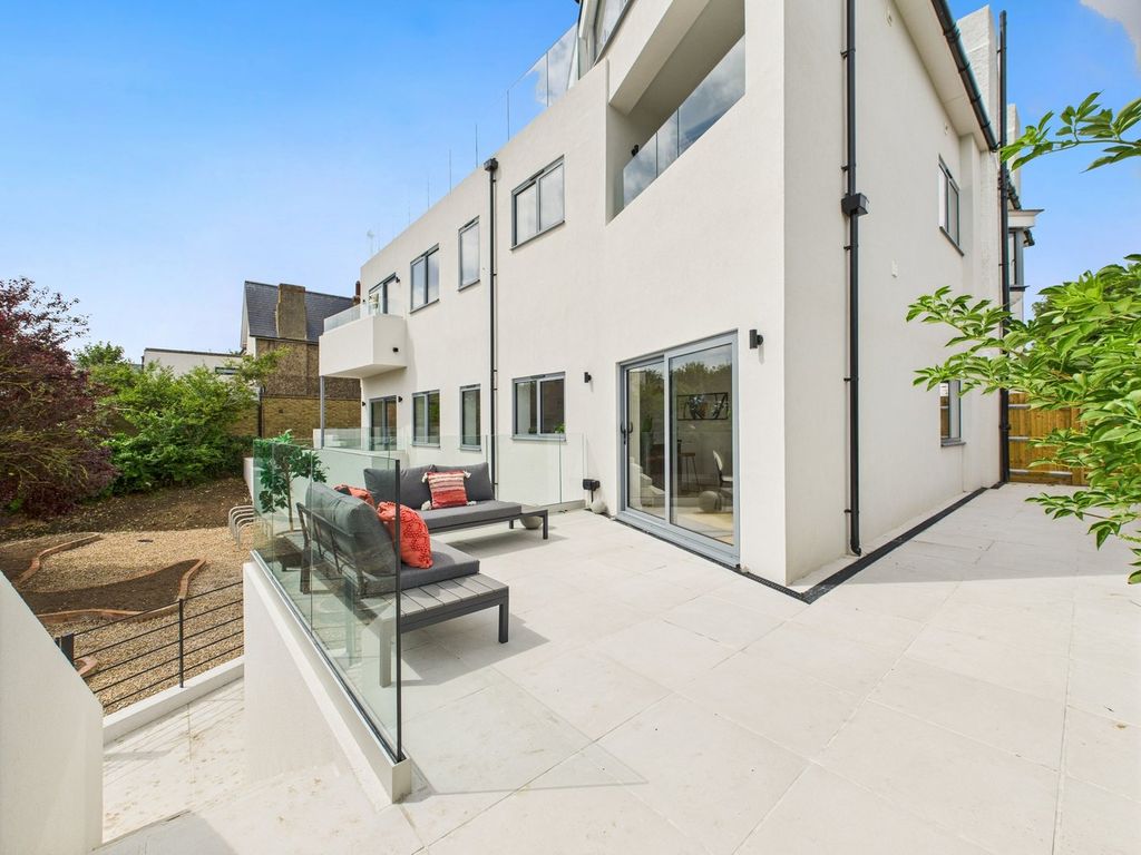 Additional image 13 of 2 bed flat for saleStone Road, Broadstairs CT10