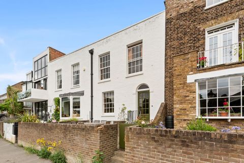 21 Strand-On-The-Green, London W4