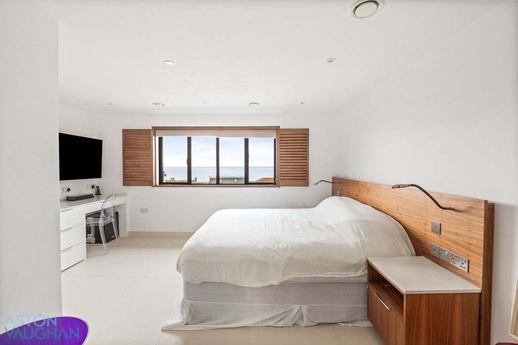 Additional image 28 of 7 bed detached house for saleRoedean Heights BN2