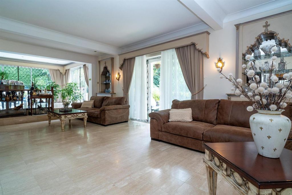 Additional image 12 of 6 bed detached house for saleAllum Lane, Elstree, Borehamwood WD6