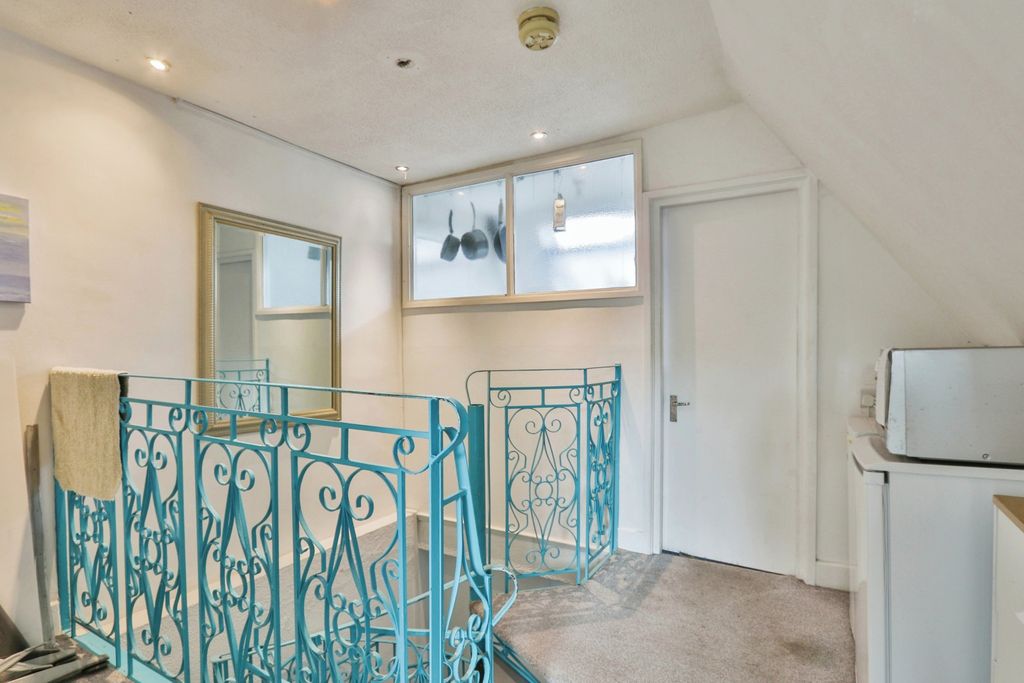 Additional image 11 of 8 bed flat for saleWimborne Road, Bournemouth, Dorset BH2