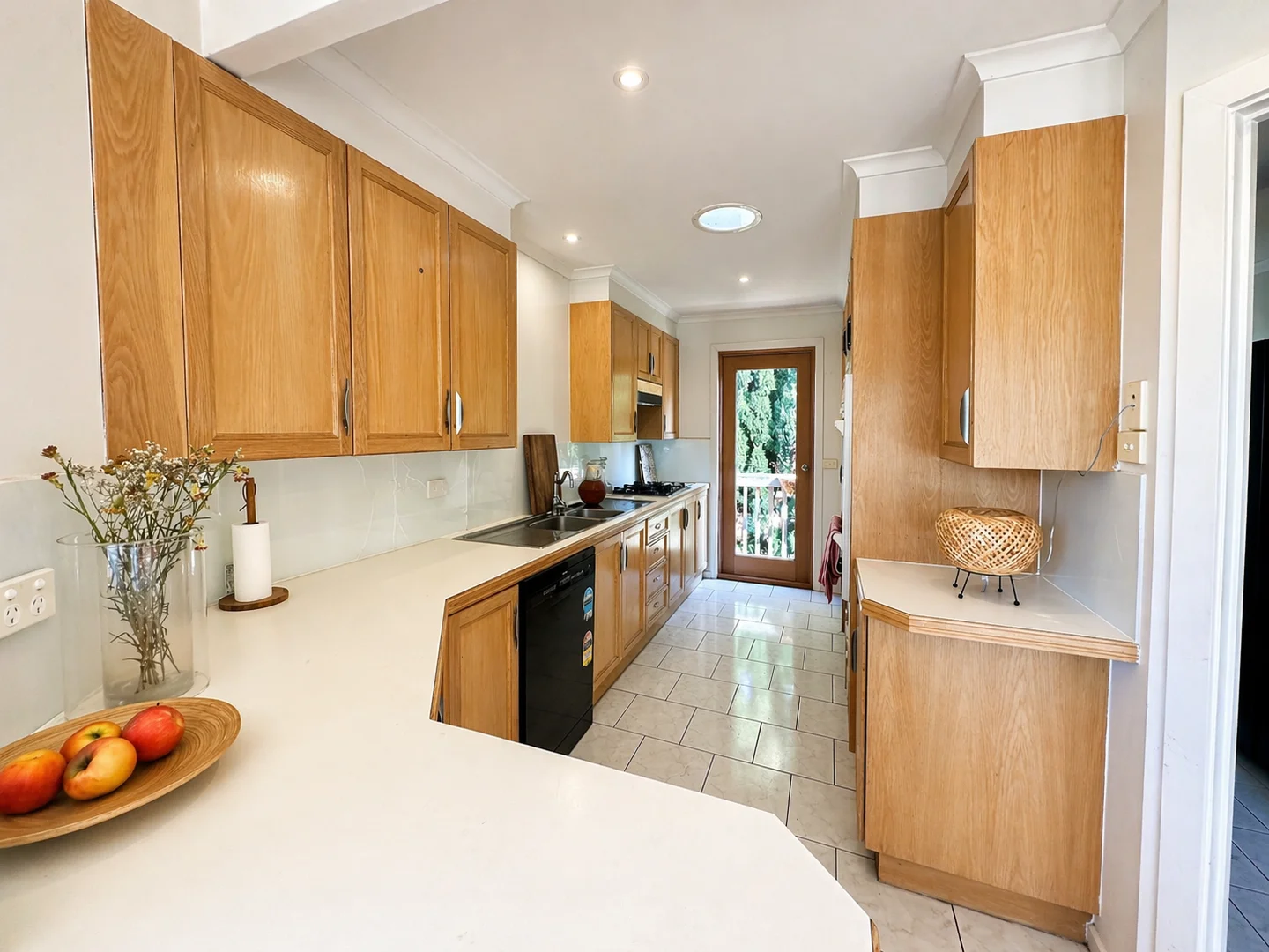 6/59-69 Victory Way, Highton VIC 3216 photo 3
