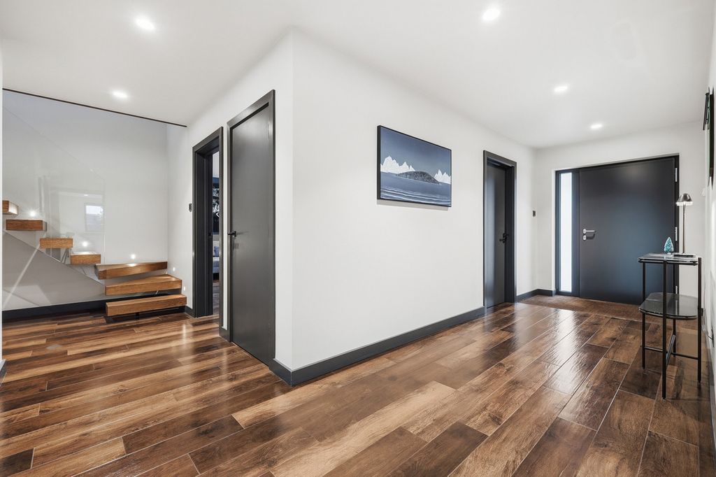 Additional image 4 of 5 bed detached house for saleHeronway, Brentwood CM13