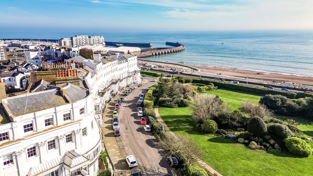 Additional image 21 of 3 bed flat for saleArundel Terrace, Brighton BN2