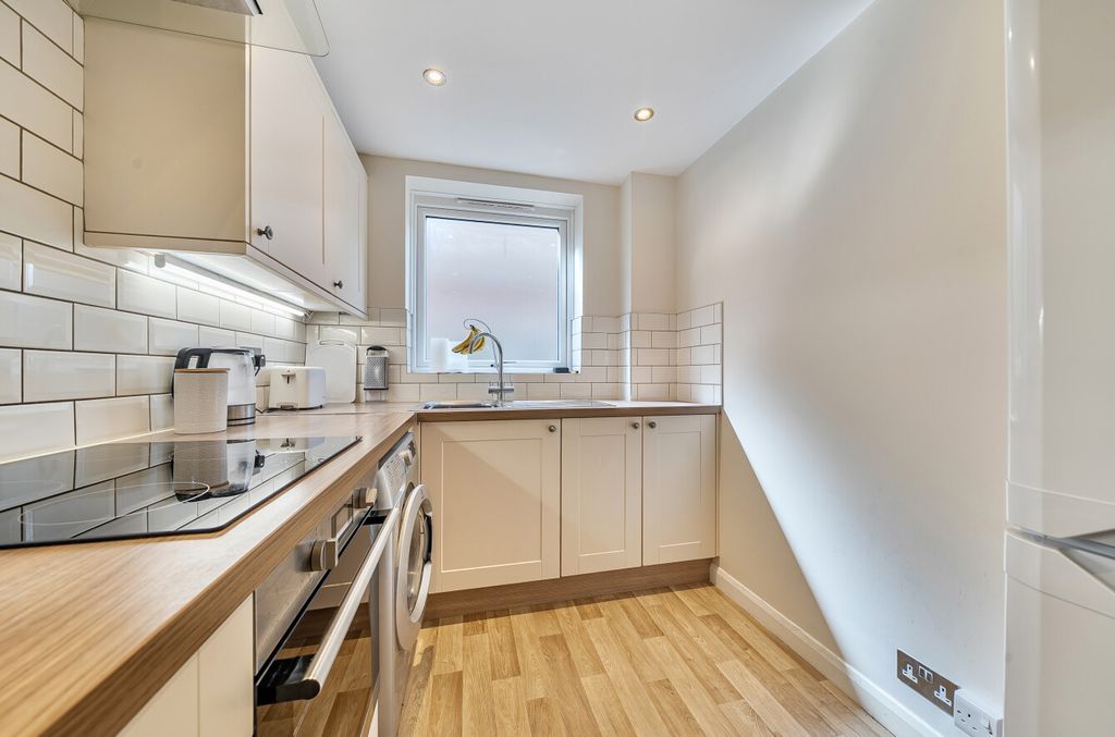 Additional image 2 of 1 bed flat for saleWestmoreland Road, Bromley BR2
