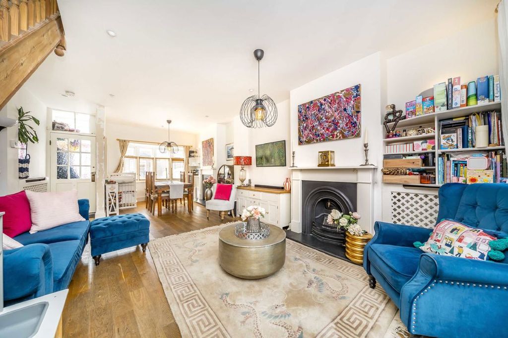 Additional image 2 of 3 bed terraced house for saleBrook Road South, Brentford TW8