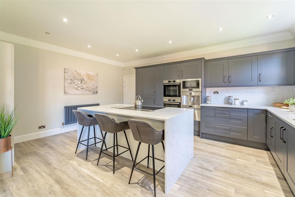 Additional image 14 of 5 bed detached house for saleGrangelea Gardens, Bramcote, Nottingham NG9