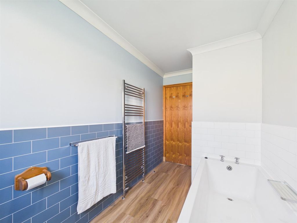 Additional image 9 of 2 bed flat for sale5 Manor Court, Coupar Angus Road, Blairgowrie PH10