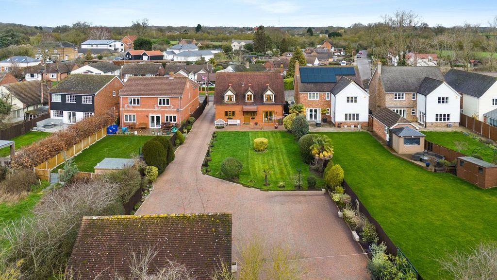 Additional image 3 of 4 bed detached house for saleThistley Green Road, Braintree CM7