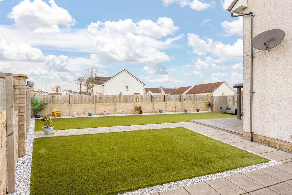 Additional image 31 of 3 bed semi-detached house for saleEast Cults Court, Whitburn EH47