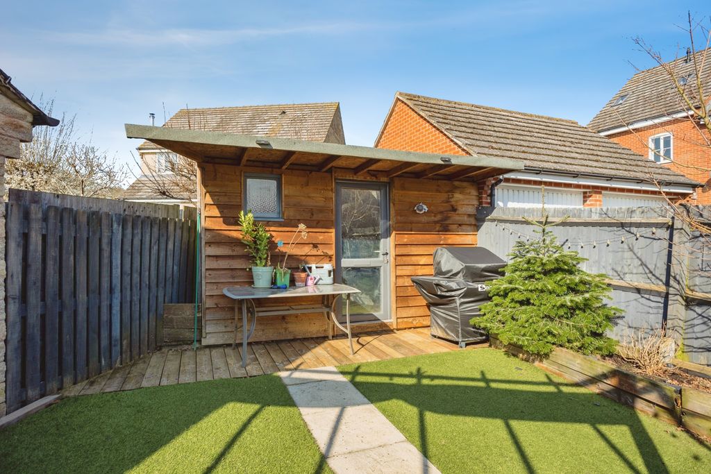 Additional image 31 of 4 bed detached house for saleColtsfoot Drive, Bourne PE10